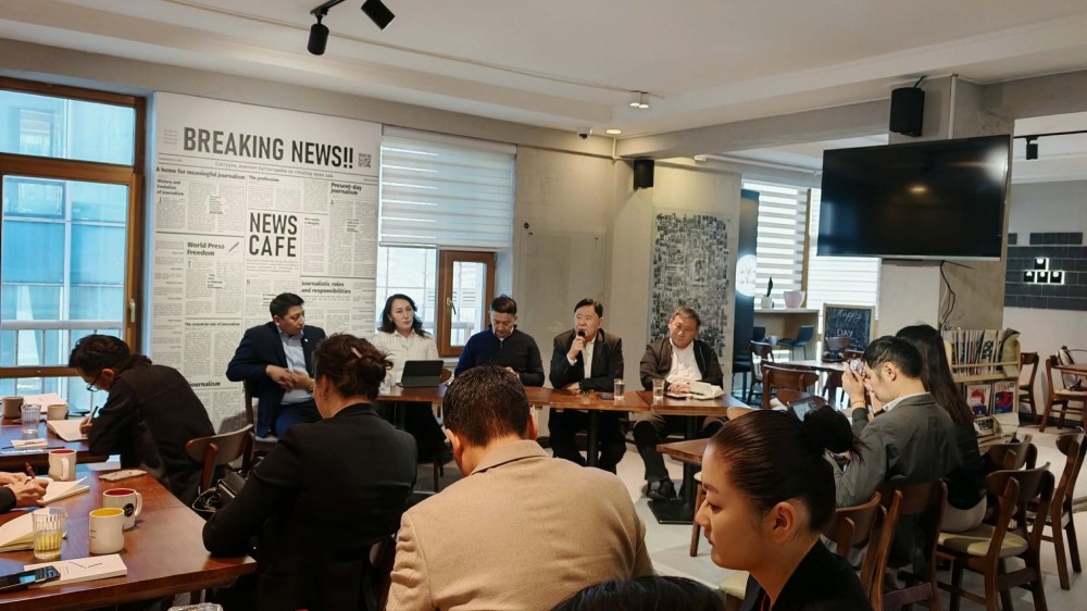 Наадмаар угаасаа хангалттай жуулчид ирдэг. Дэлхийн адууны өдөрт 3₮ тэрбумыг үргүй зарцуулах гэж байна