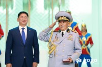 ФОТО: Төрийн дээд одон медалиар энгэрээ мялаалгасан эрхмүүд