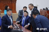 ИРЦ: УИХ-ын гурван гишүүн чөлөөтэй