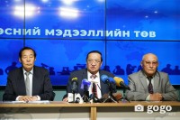 "Тэтгэврийн доод хэмжээг 1,500,000 төгрөгт хүргэж нэмж, зээлийн хүүг 12 хувь болгож бууруулаач ээ"